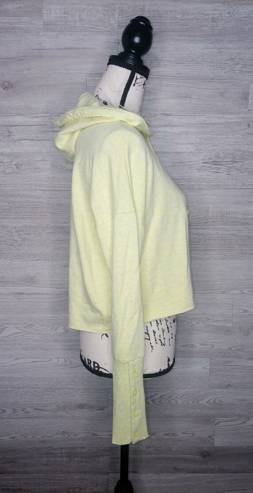 Nike Training Luxe Yoga Cropped Limelight Pullover Dri-Fit Hoodie Size Small