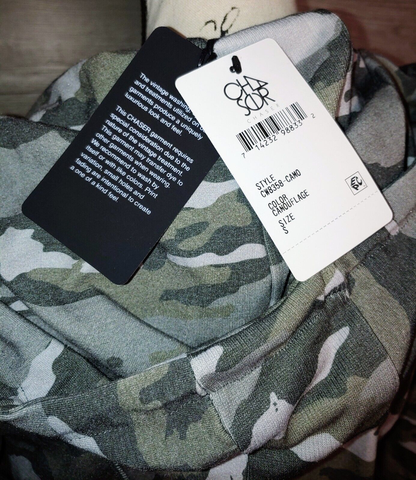 CHASER Army Camo Full Zip Fitted Hooded Sweatshirt with Thumb Holes Size Small