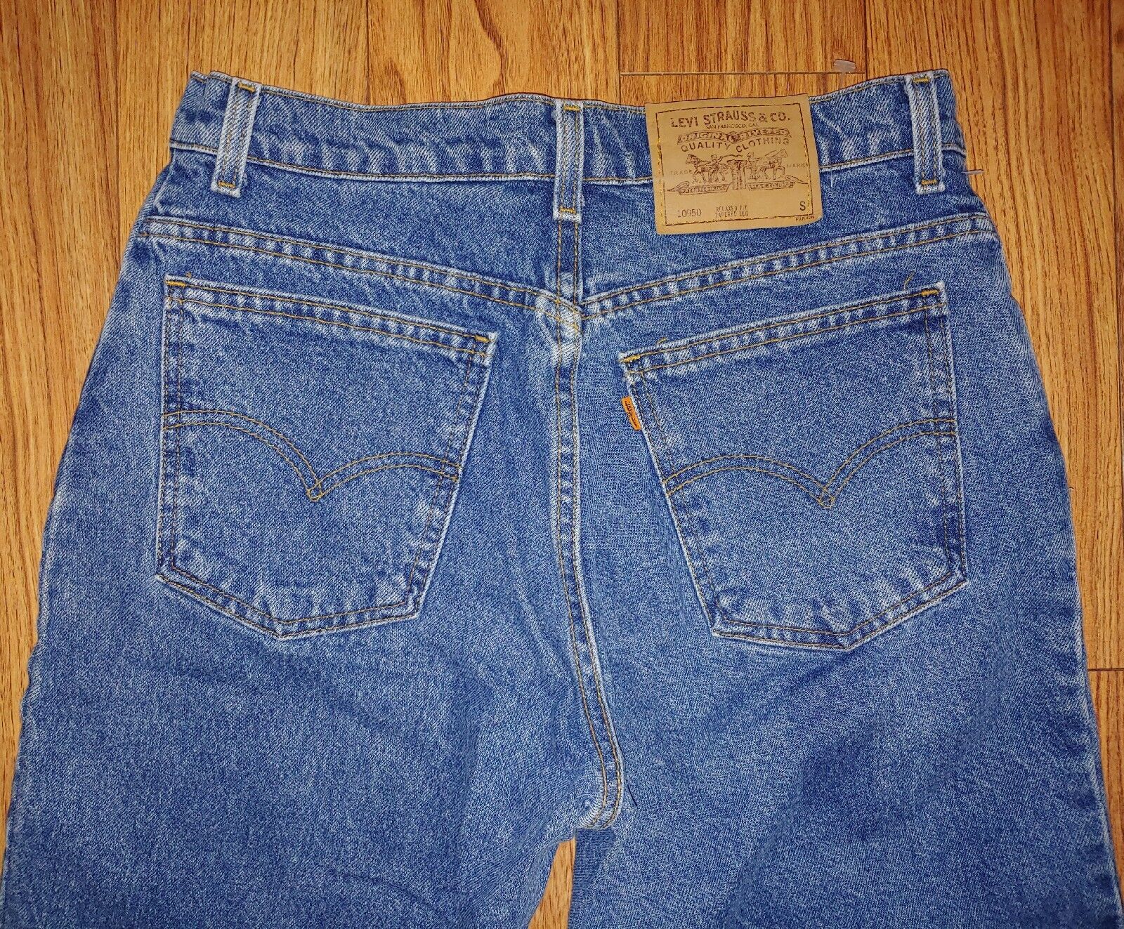 LEVIS Vintage 10950 High Rise Tapered Leg Relaxed Fit Denim Jeans Size 13