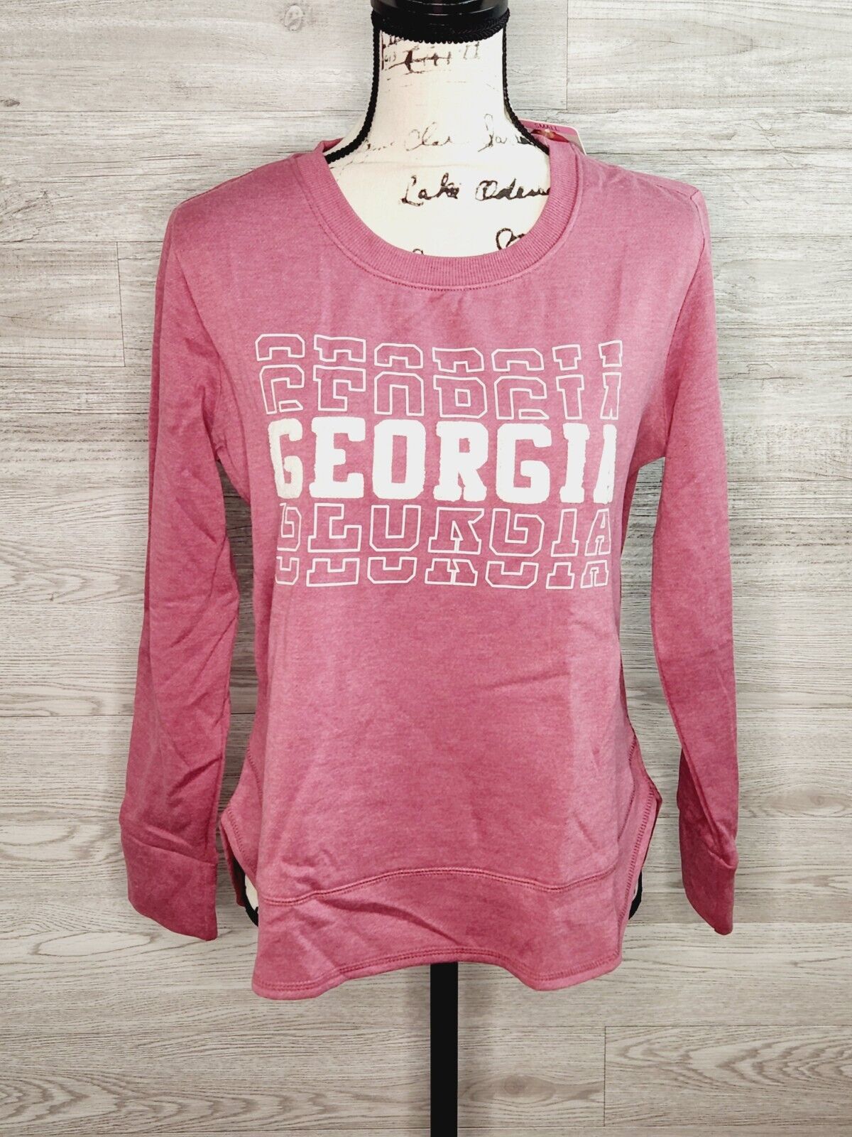 State of Mine Women's Mauve & White Georgia Long Sleeve Round Neck Sweatshirt