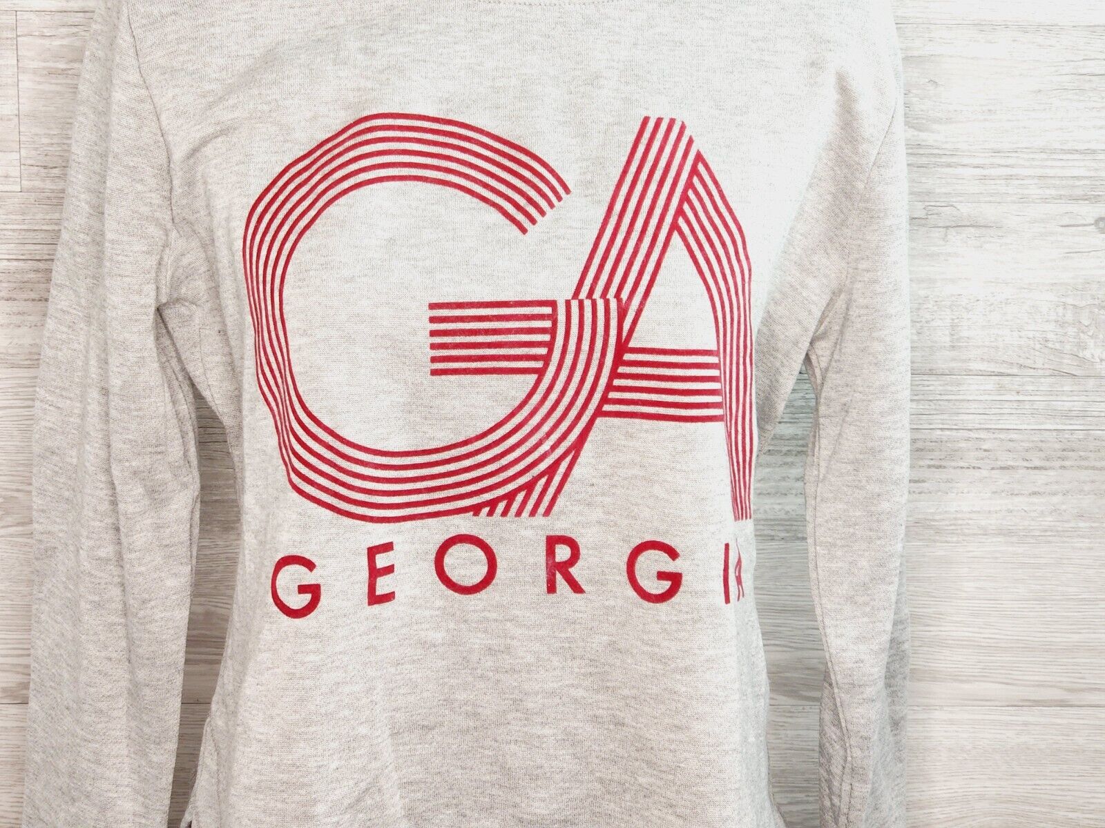 State of Mine Women's Gray & Red GA Georgia Long Sleeve Crew Neck Sweatshirt