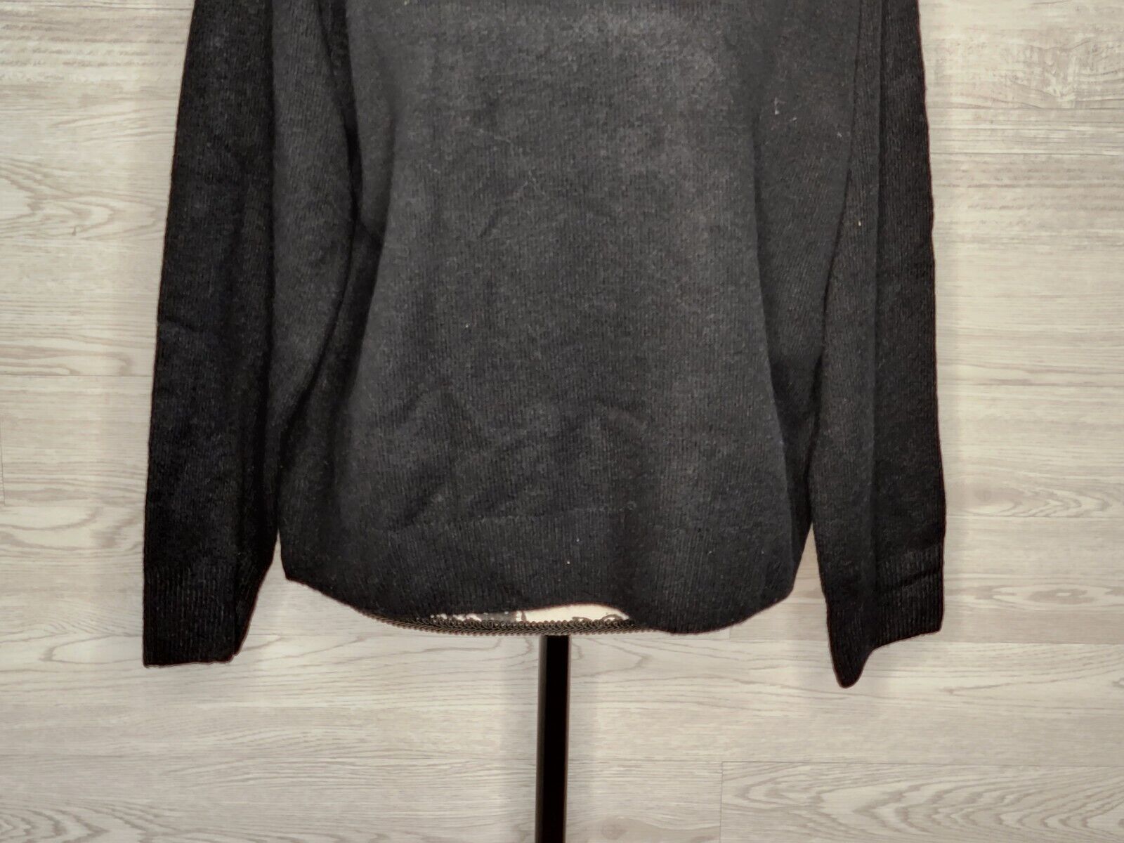 Vince Camuto Women's Black Long Sleeve Lightweight Mock Neck Sweater