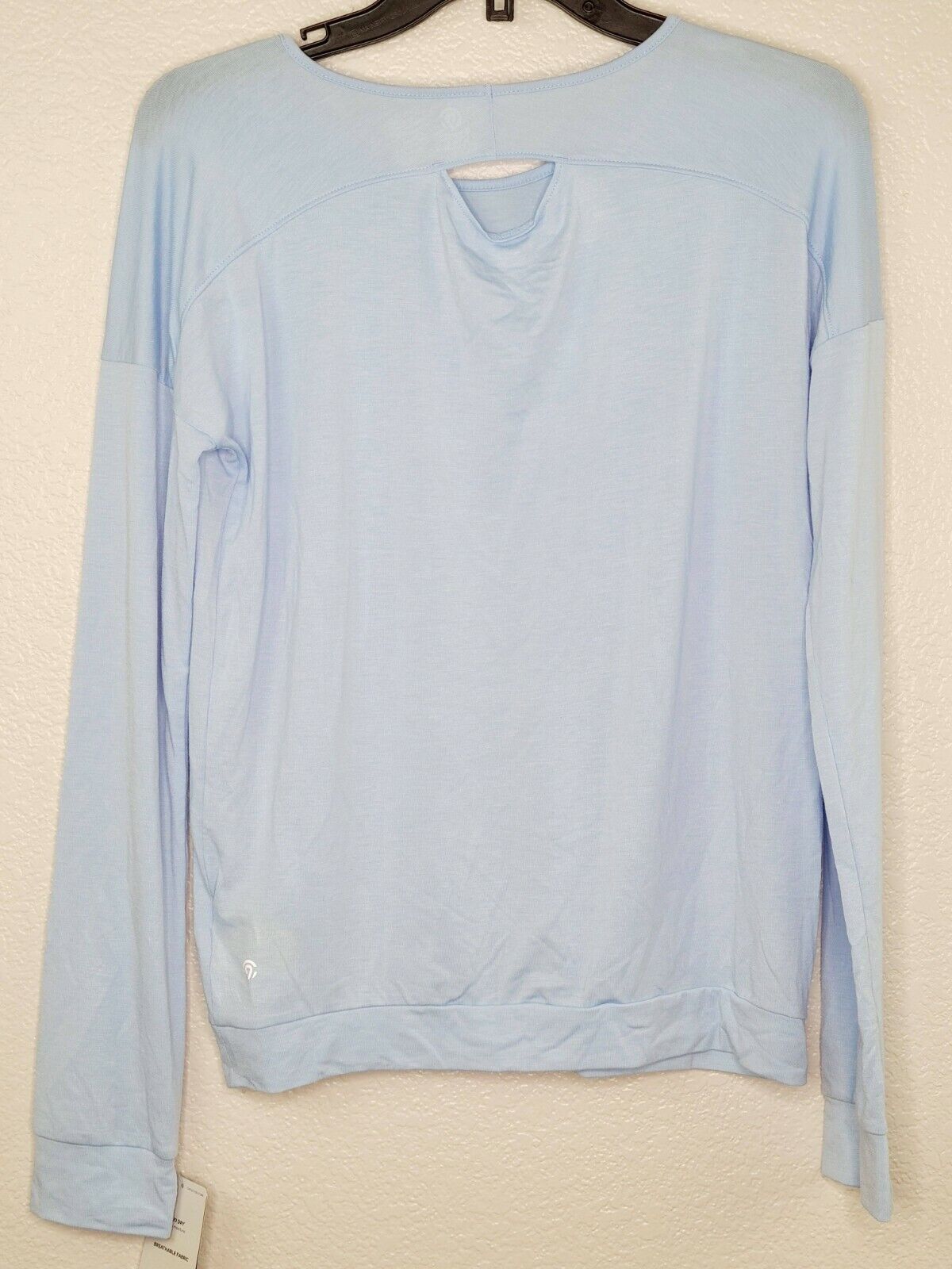 Champion C9 Duo Dry Girls Light Blue Keyhole Back Long Sleeve Athletic Tee