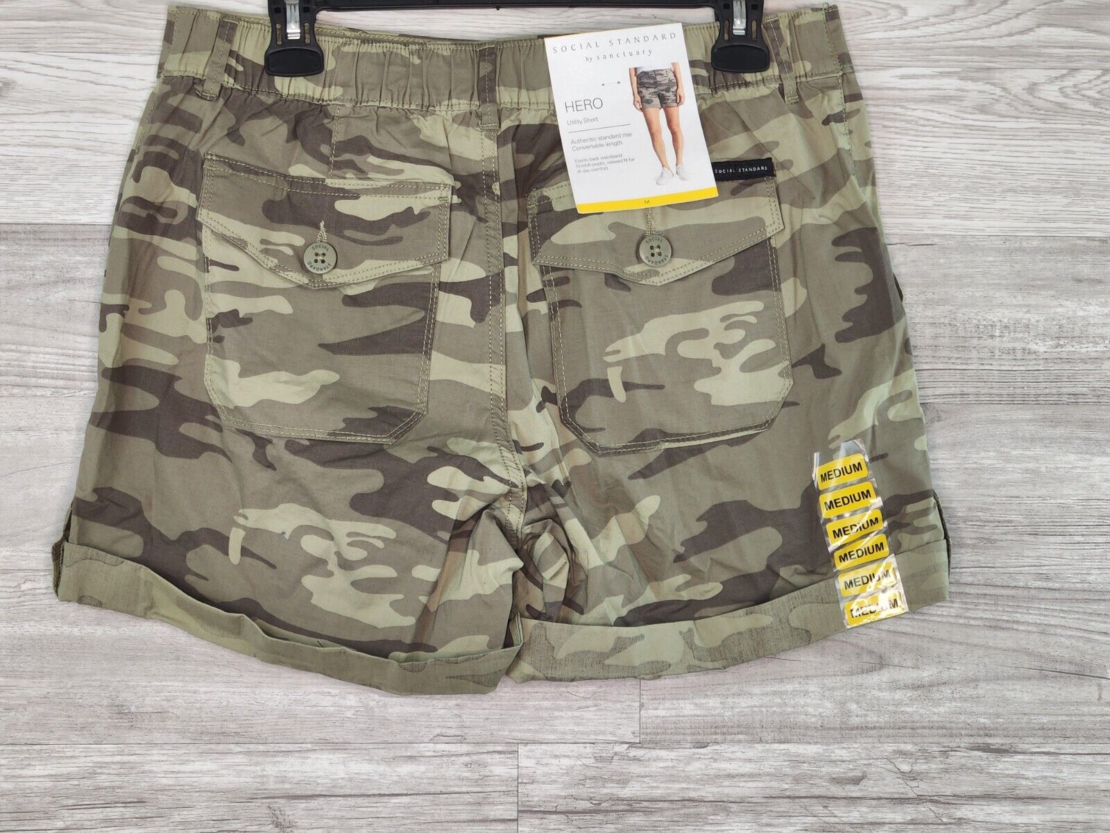 Social Standard Women's Hero Cadet Camo Mid-Rise Relaxed Fit Utility Short