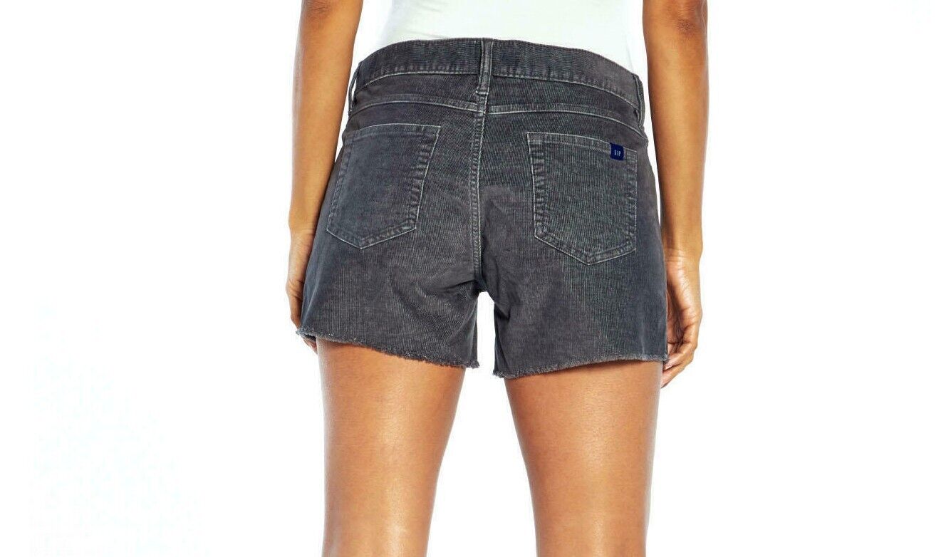 GAP Women's Silver Bells Frayed Hem Soft Mid-Rise Pocketed Corduroy Shorts