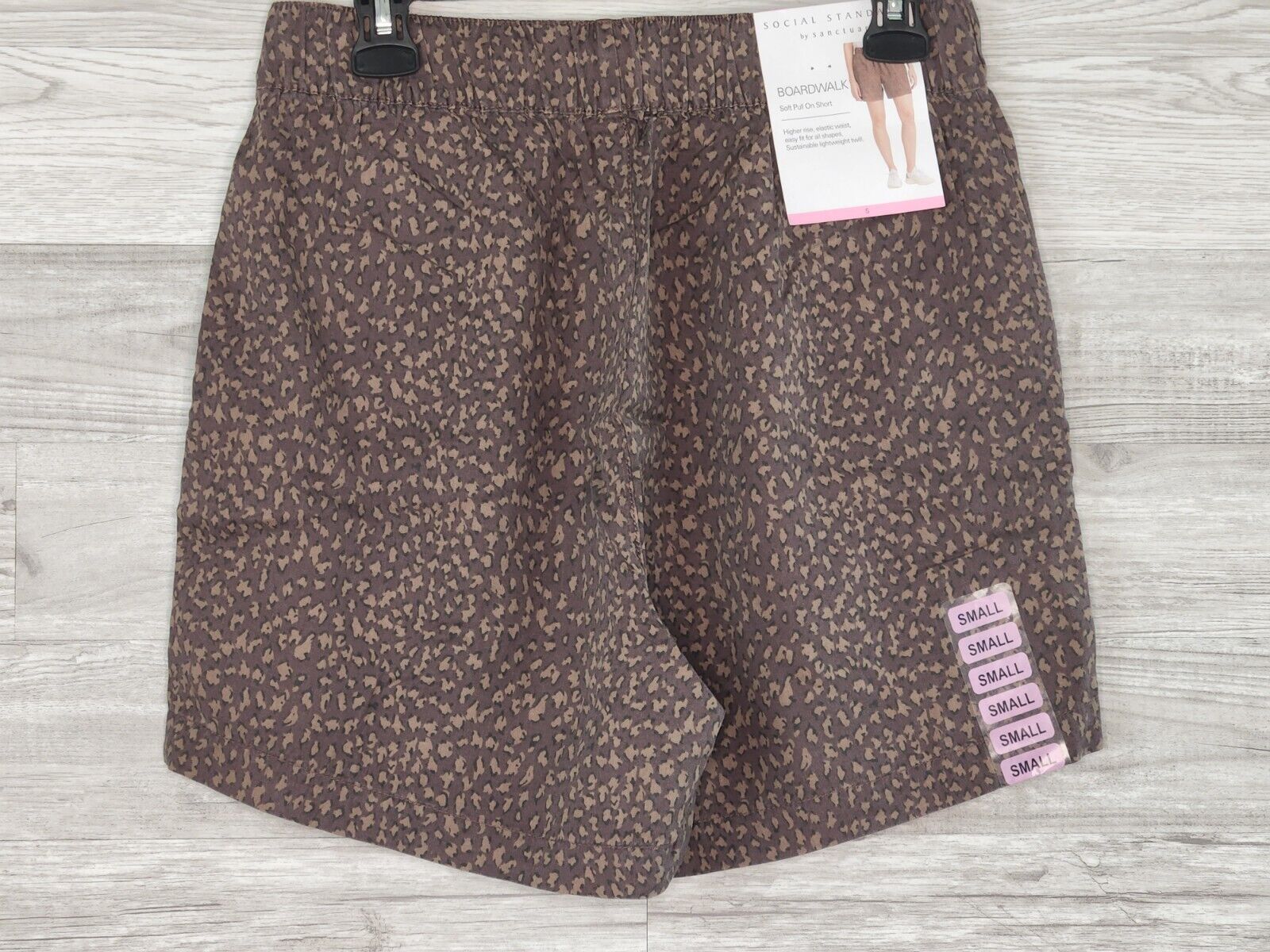 Social Standard Women's Boardwalk Racing Leopard Taupe Soft Pull On Short