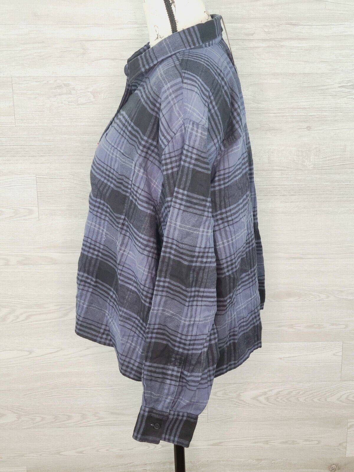 Levi's Women's Maple Cotton Plaid Blue Long Sleeve Flannel Shirt Size Large