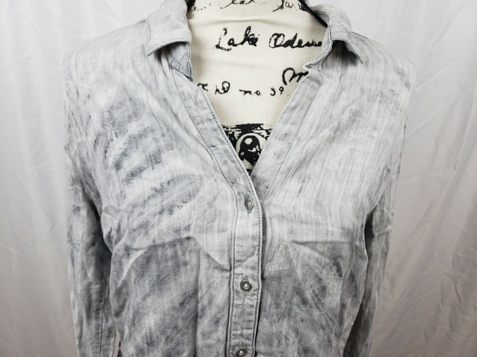 Cloth & Stone Women's Preloved Casual Tie Dye Gray Button Up Shirt Tencel Blouse Size Small