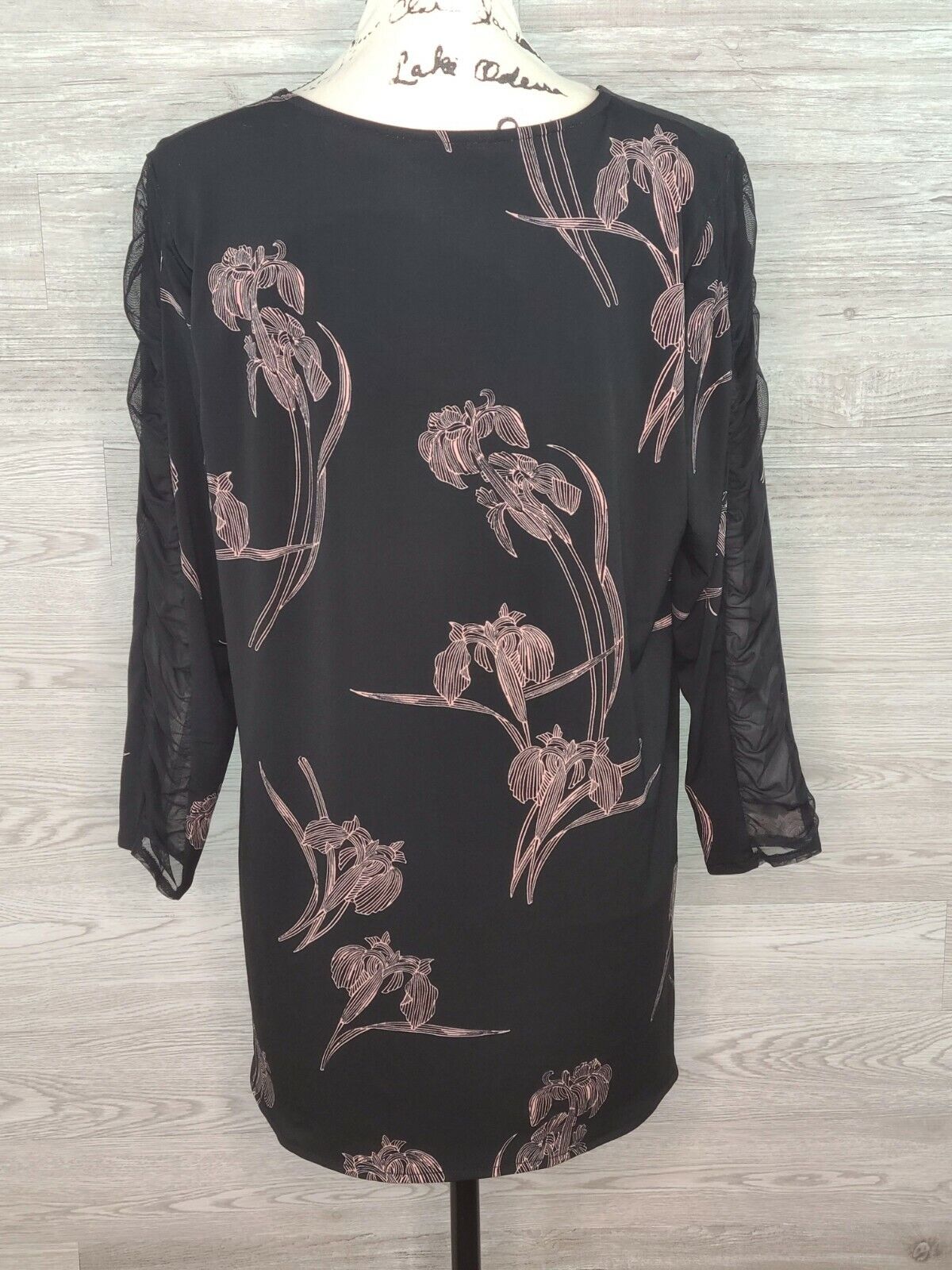 Alfani Elements Women's Black Linear Long Sleeve Floral Blouse Size Medium