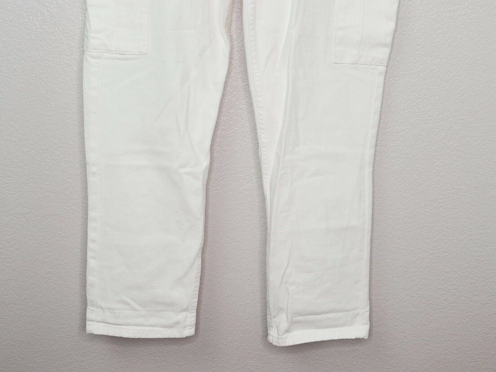 PacSun L.A. Women's Off White High Rise Relaxed Fit Cargo Jeans Size 32