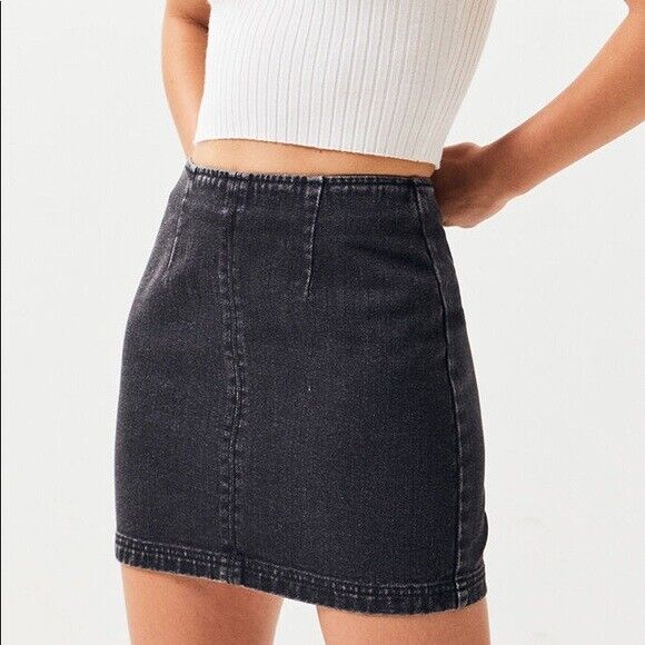 PacSun Los Angeles Women's Throwback Washed Black Denim Skirt Size 24