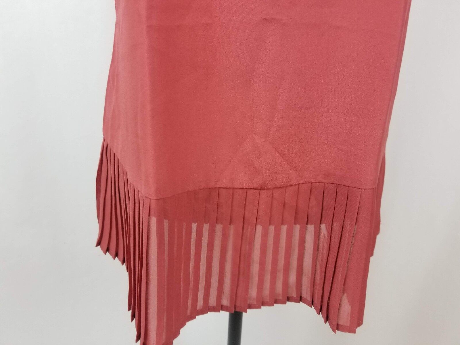 The Limited Women's Casual Tank Top Ruffled Sheer Bottom Salmon Size Small