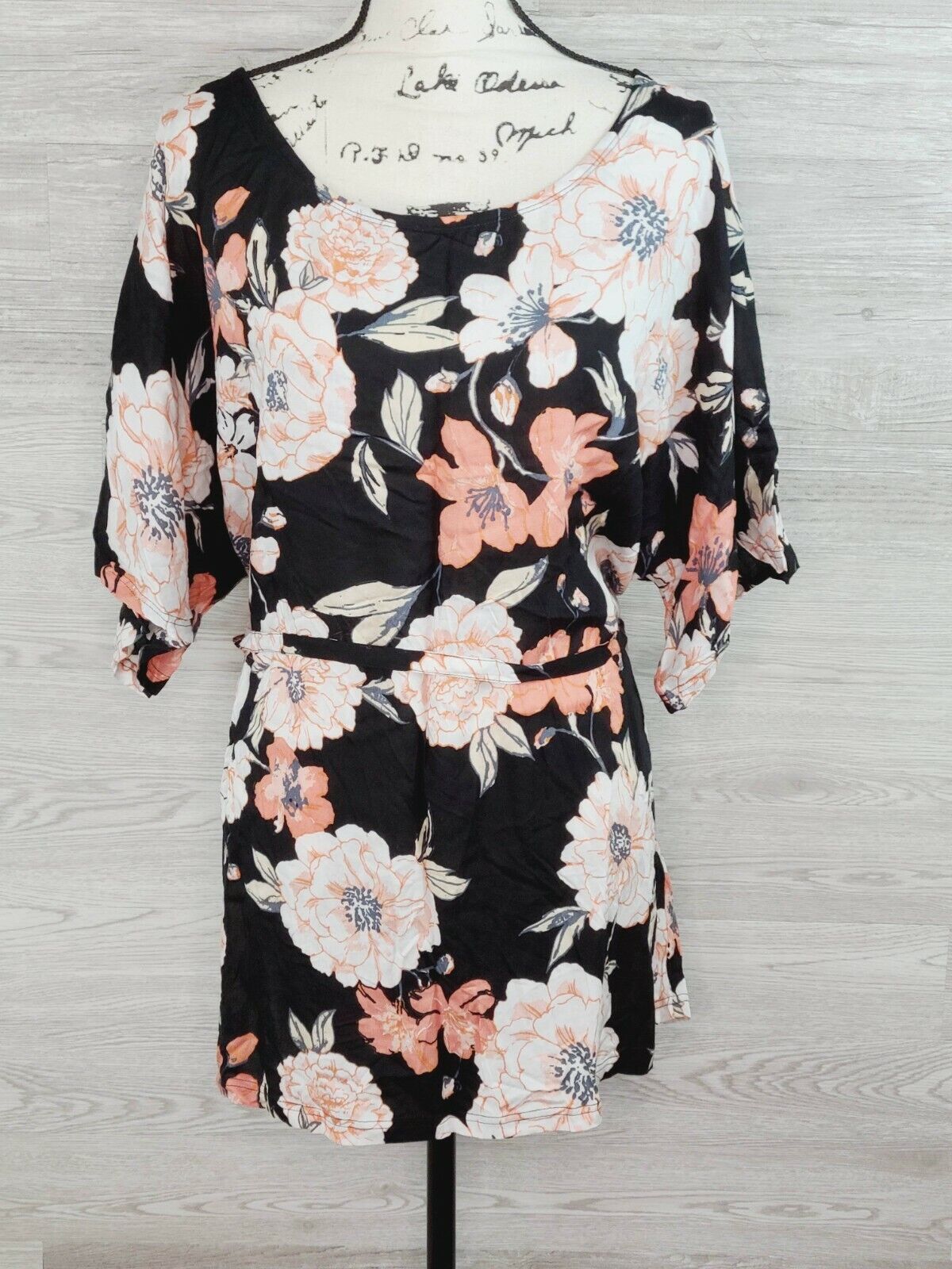 Roxy Women's Loia Bay Black and Orange Short Sleeve Floral Dress Size Small