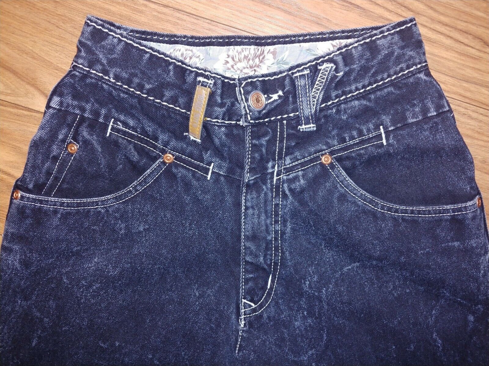 VINTAGE Bugle Boy 80's Preloved Special Edition Tapered Acid Wash Black Denim Jeans Size 5