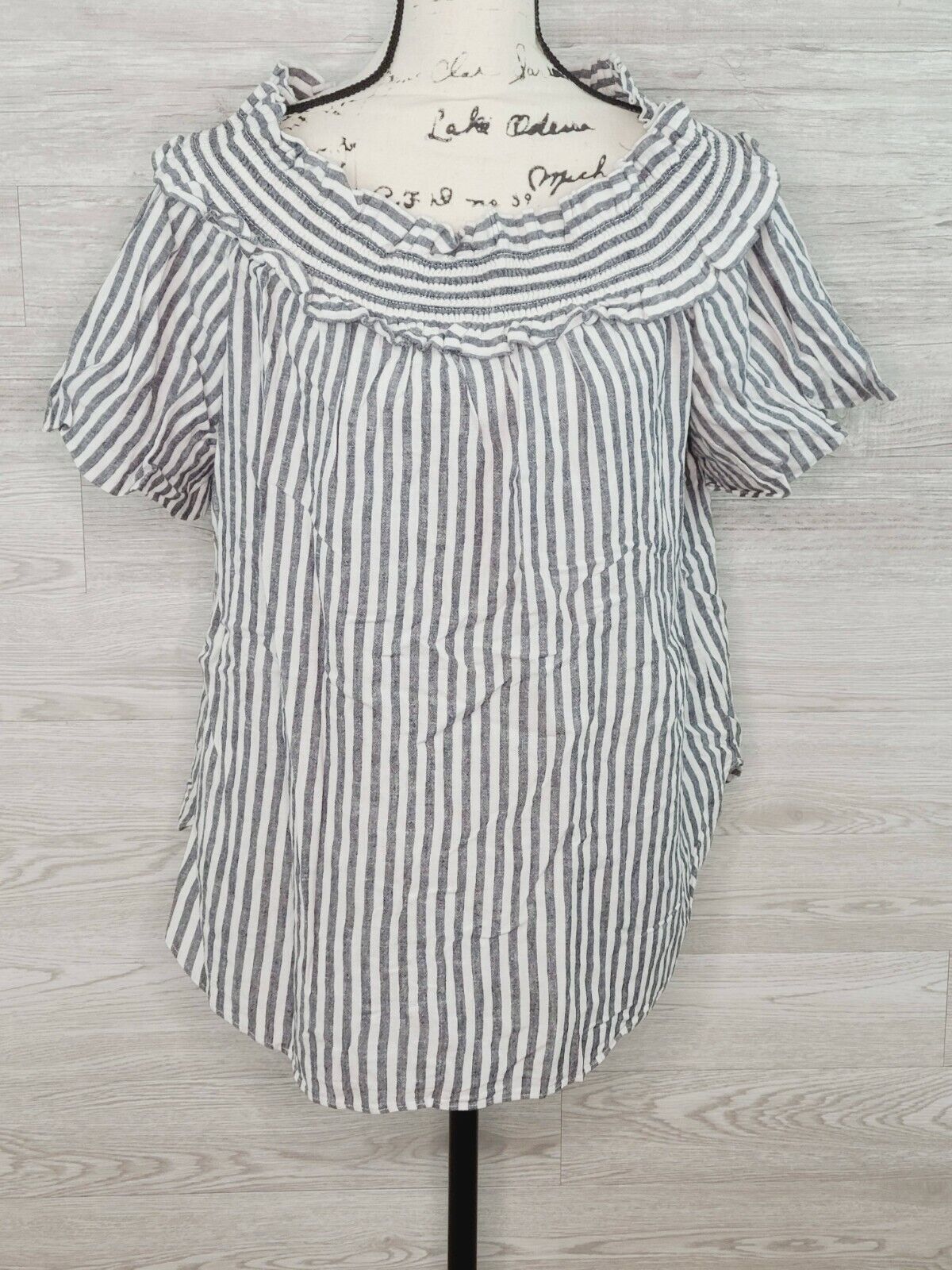 Tommy Hilfiger Women's Gray & White Striped Off The Shoulder Top Size XXL