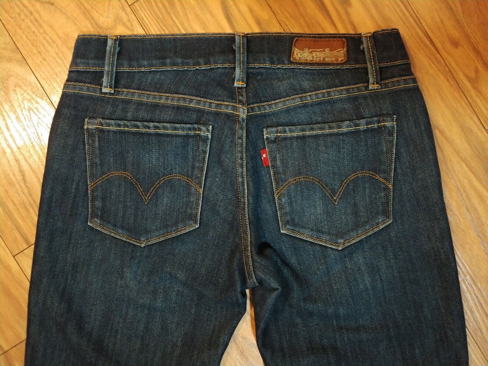 Levis Preloved Capital E Skimmer Slim Skinny Dark Wash Denim Jeans Size 26