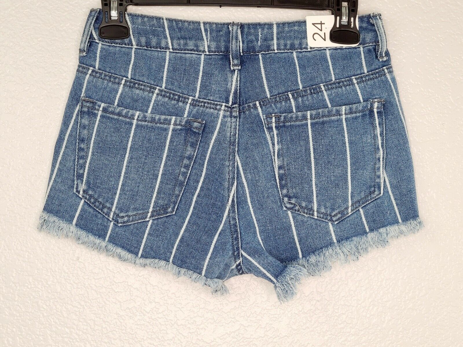 PacSun L.A. Women's Window Pane High Rise Distressed Festival Shorts Size 24