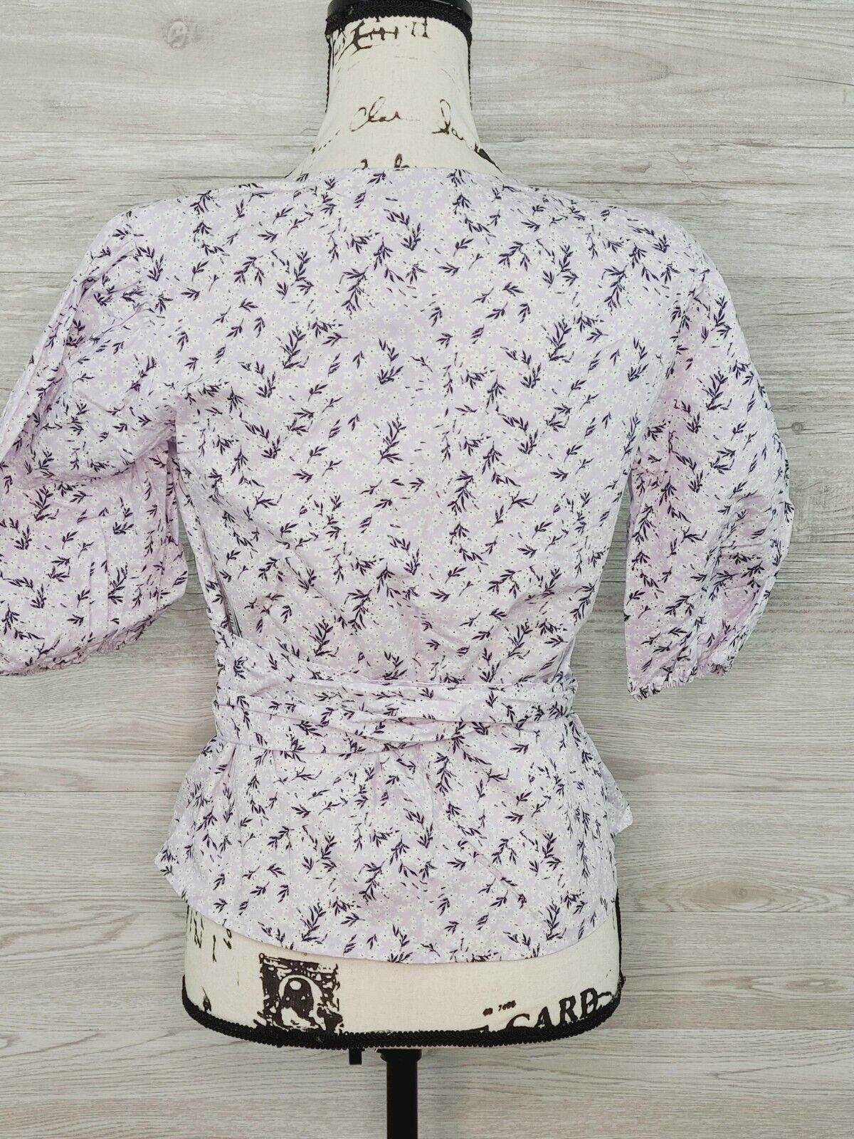 INC Women's Light Purple Floral Puff-Sleeve Tie Back V-Neck Blouse Size Small