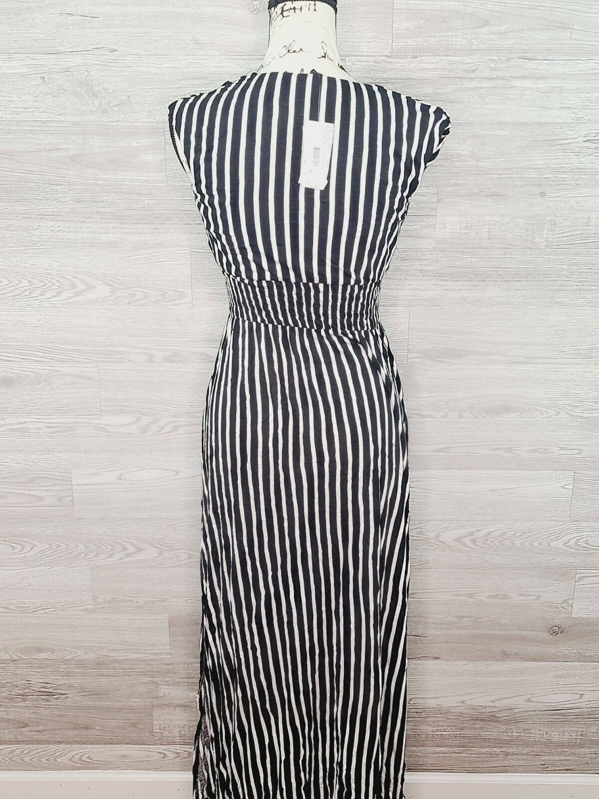 INC Women's Black & White Striped Smocked V-Neck Split-Hem Maxi Dress Size XS