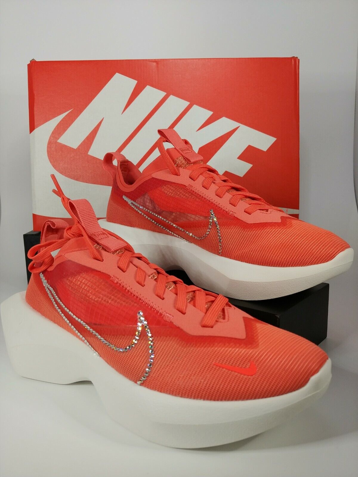 Nike Women's Custom Vista Lite Laser Crimson Swarovski Crystal Outer & Inner Swoosh Size 7.5