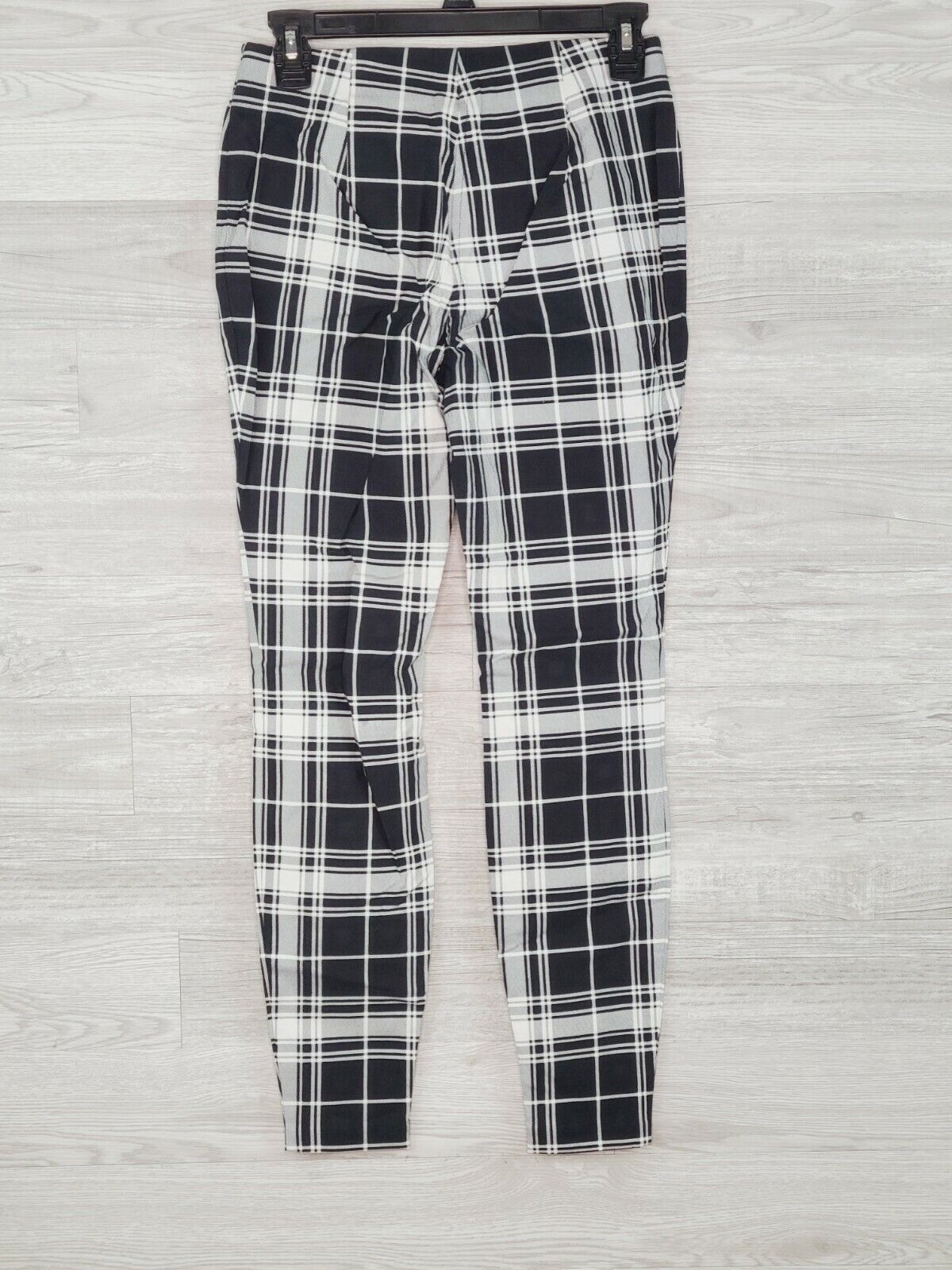 Maison Jules Women's Black & White Plaid Pull-On Ponte Knit Pants Size Small