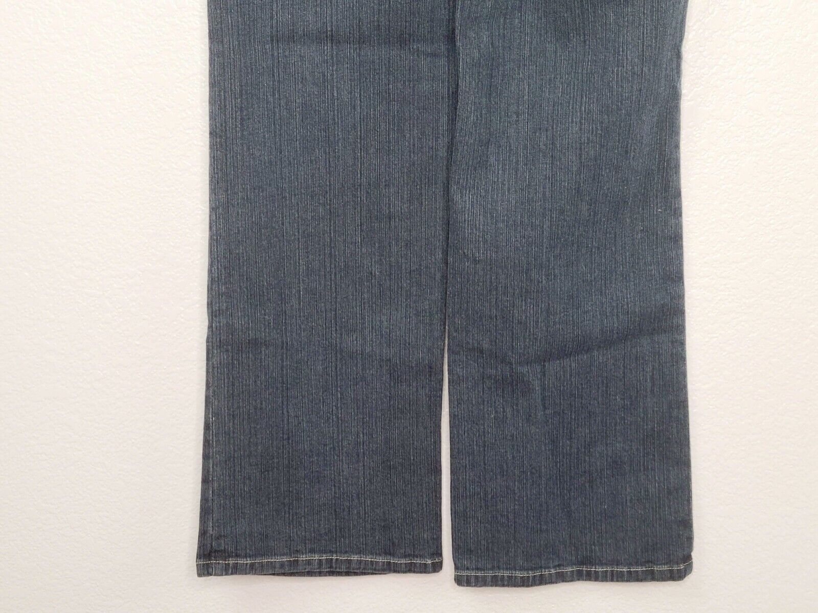 Ruff Hewn Women's Modern Bootcut Mid Rise Medium Wash Denim Jeans Size 6S