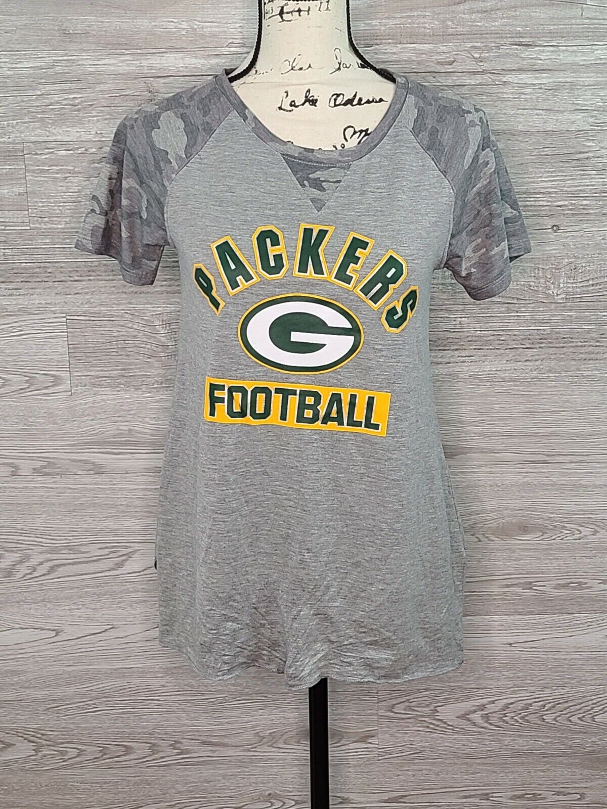 Green Bay Packers NFL Teens Apparel Gray Camo Short Sleeve Shirt Size Small