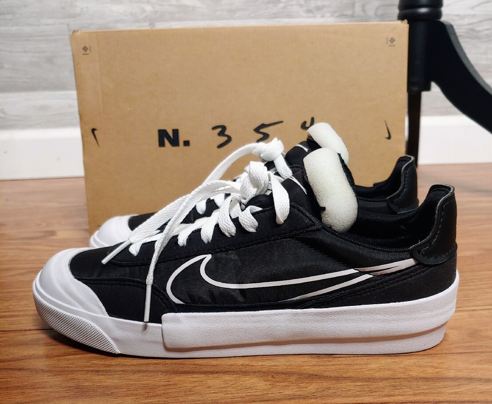 NIKE Drop Type HBR Shoes Black White CQ0989-002 Unisex Casual NIB Size 6 M / 7.5 W