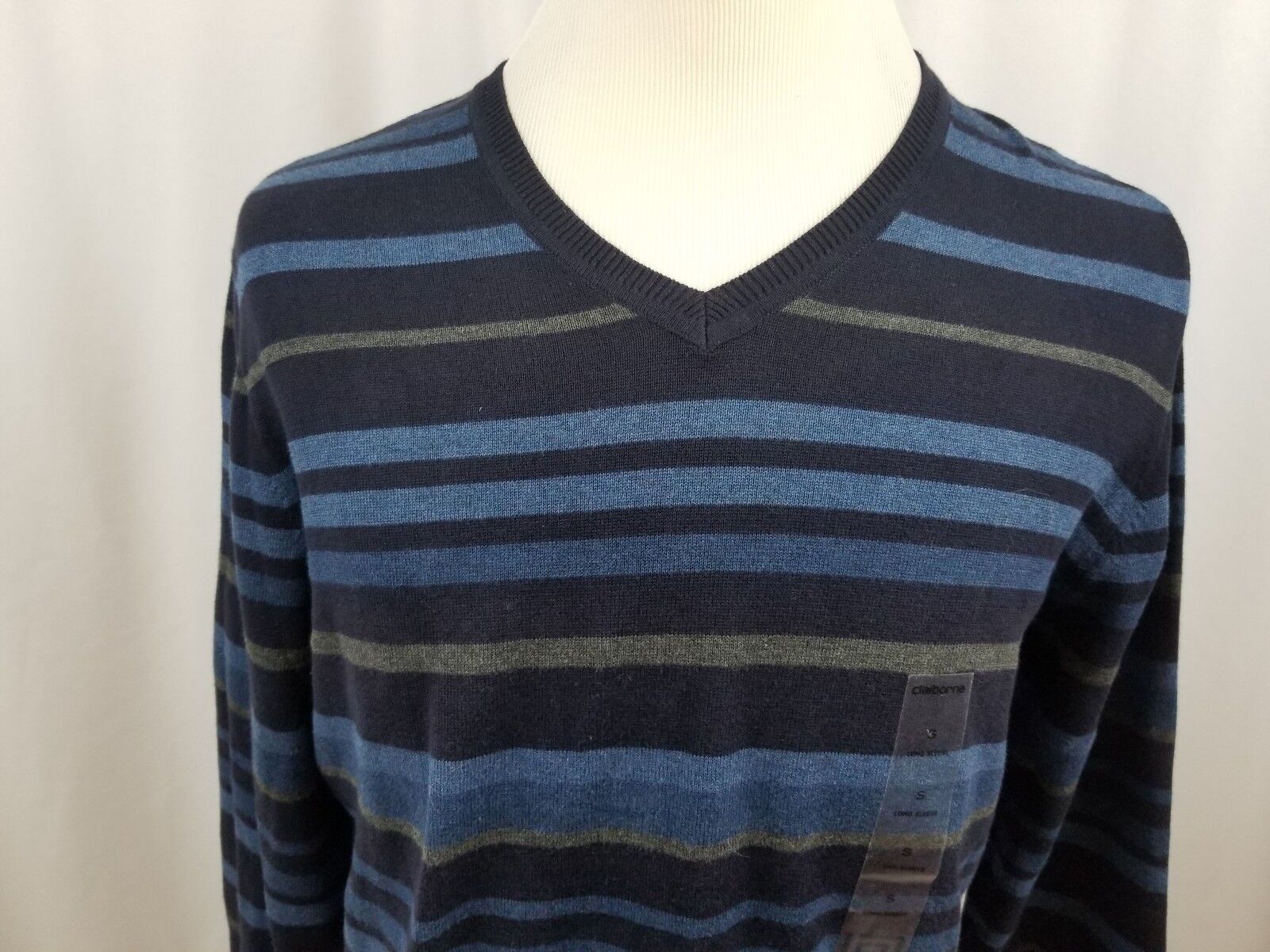 Claiborne Men's Long Sleeve V-Neck Sweater Blue Stripes Size Small