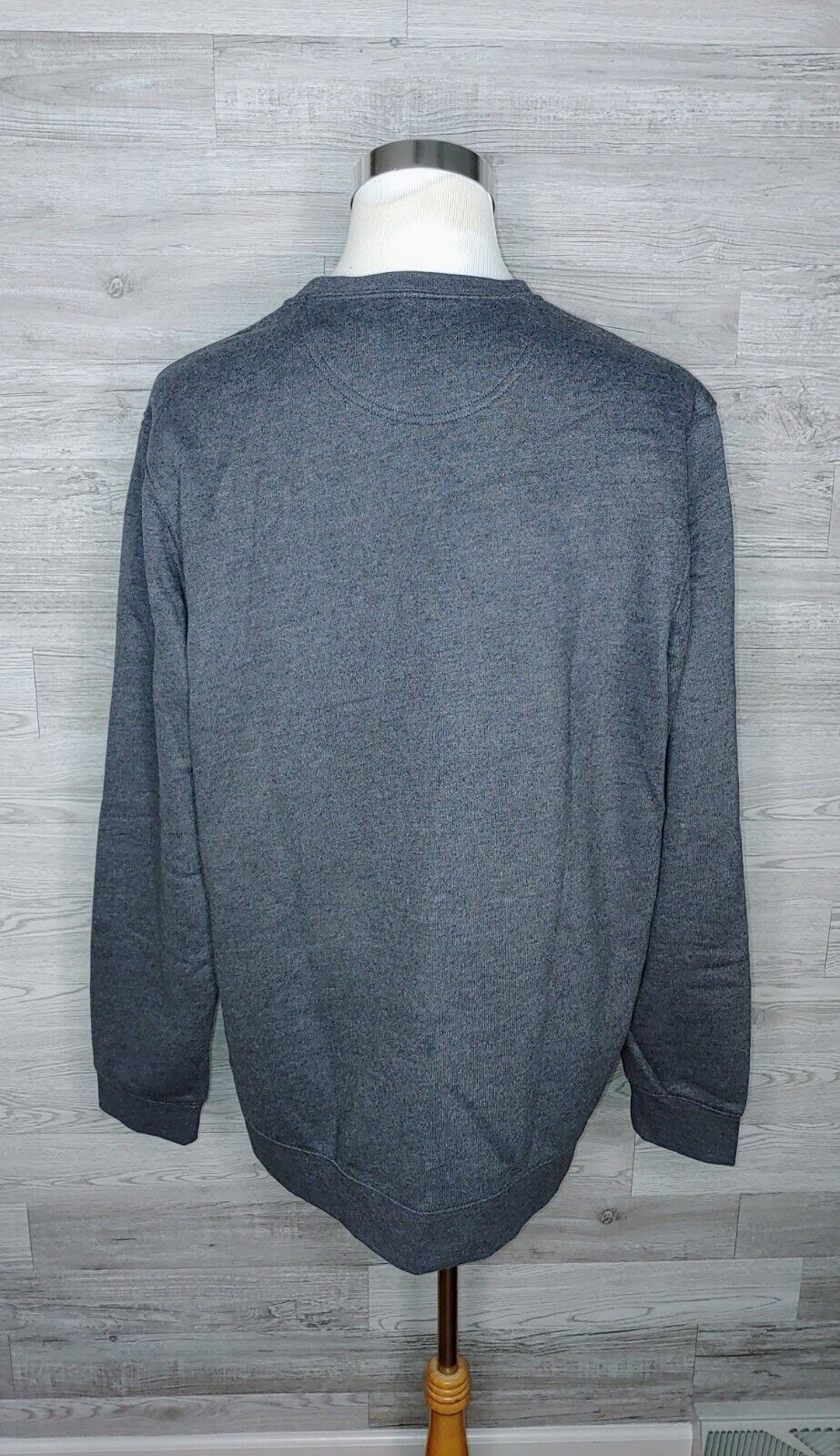 Croft & Barrow Men's Suede Fleece Crew Neck Sweatshirt Charcoal Grey Men's Size XL