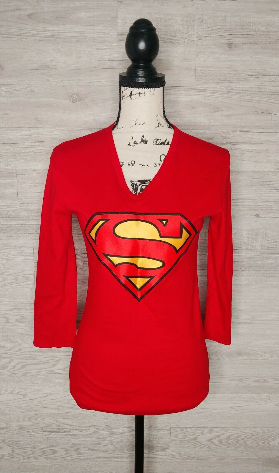 VINTAGE Renelle Exclusives Preloved NY & DC Comics Superman Red 3/4 Sleeve Shirt Size Small