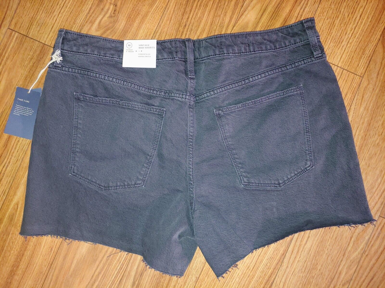 Universal Thread Women's Charcoal Vintage Midi Stretch Cut Off Jean Shorts Size 16