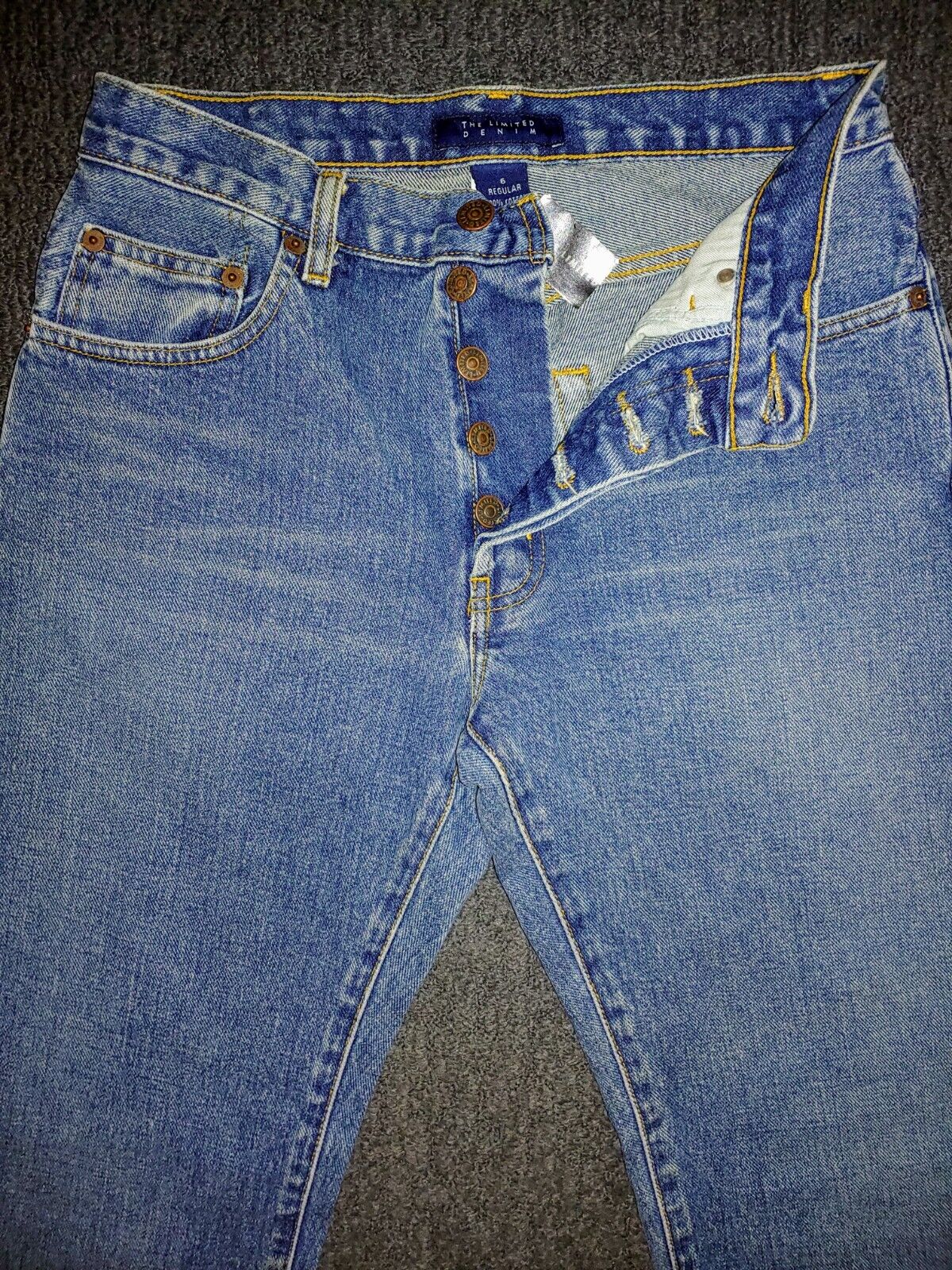 The Limited Women's 90s Vintage Button Fly High Rise Ankle Straight Jeans Size 6