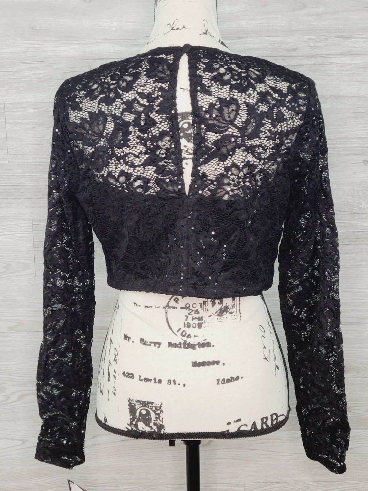 B Darlin Women's Black Trendy Plus Sequined Lace Long Sleeve Top Size 14