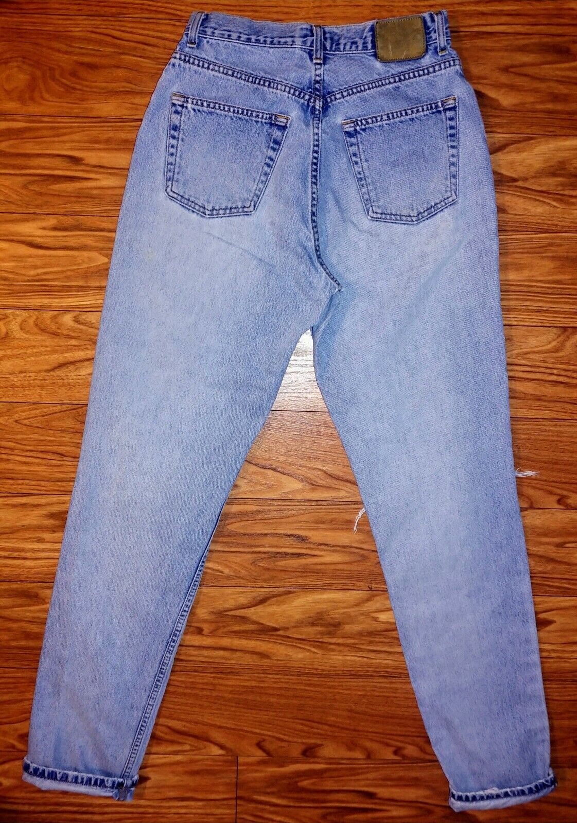 VINTAGE Preloved Gap: A Breed Apart Distressed High Rise 80s & 90s Classic Mom Jeans Size 10