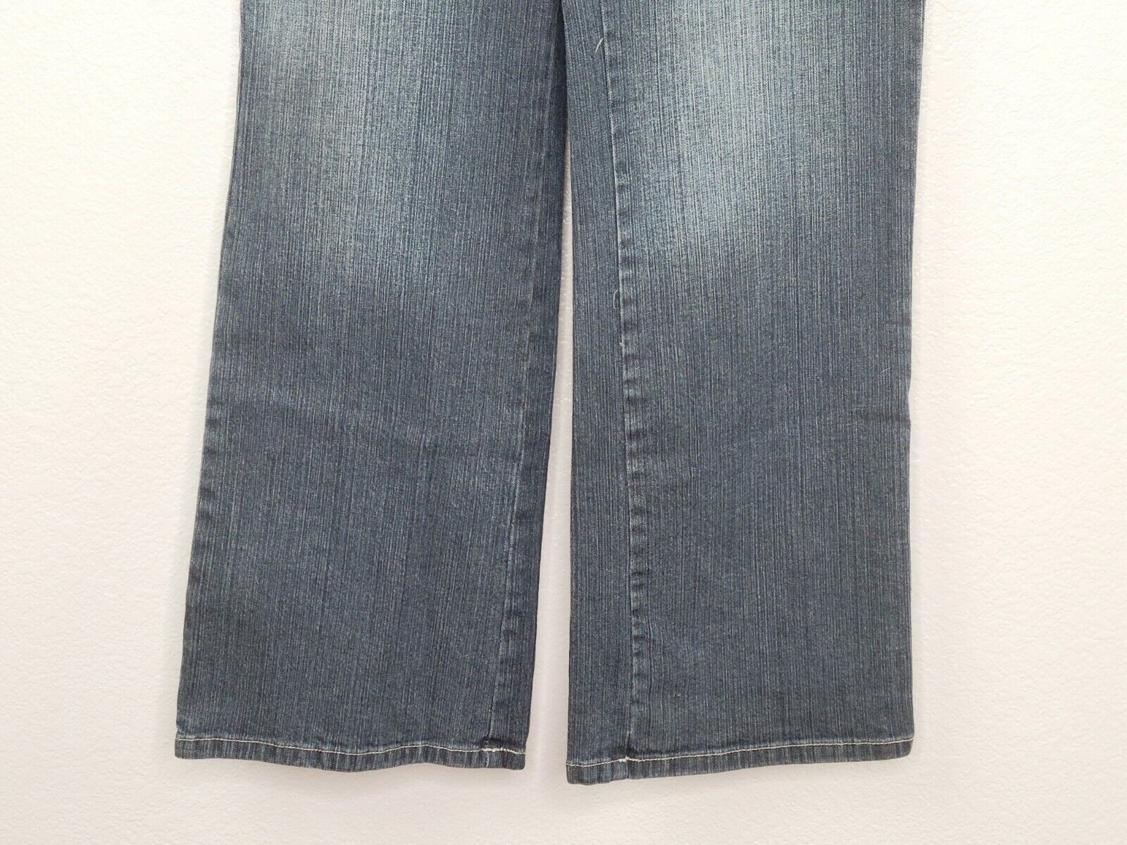 Ruff Hewn Women's Modern Bootcut Mid Rise Medium Wash Denim Jeans Size 6S