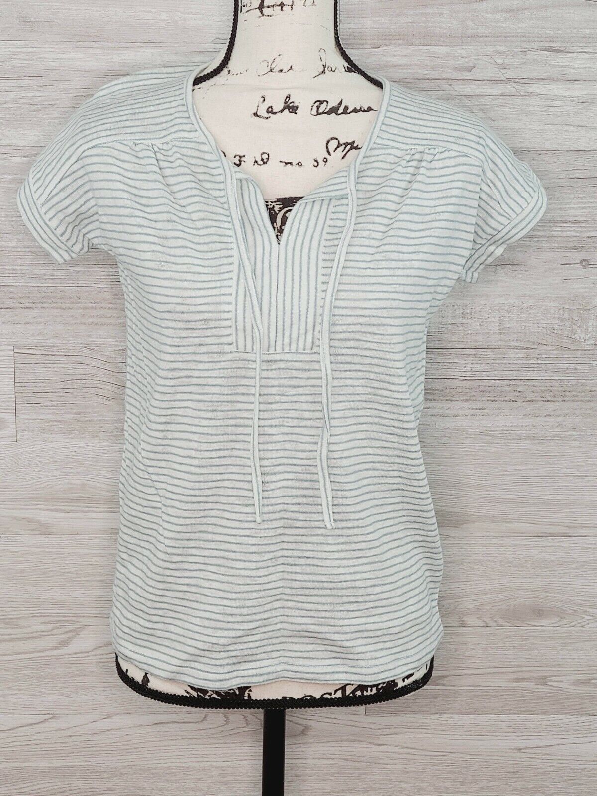 Style & Co Women's Teal & White Split Tie V-Neck Short Sleeve Top Size XS