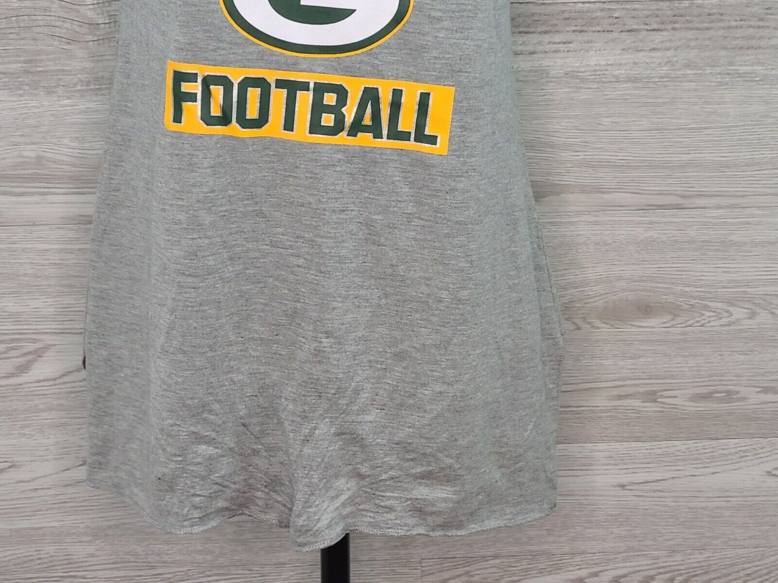 Green Bay Packers NFL Teens Apparel Gray Camo Short Sleeve Shirt Size Small