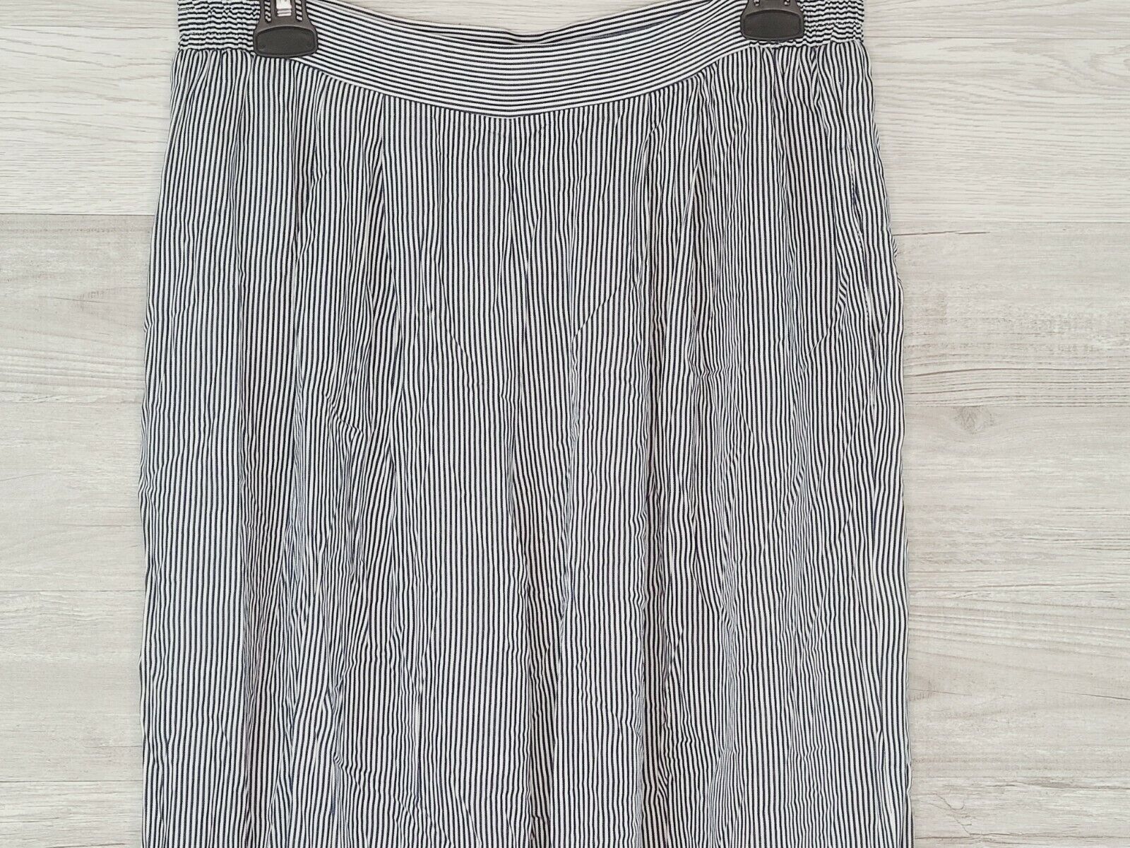 Karen Kane Women's Blue & White Striped Stretch Wide Leg Cropped Pants Size Small