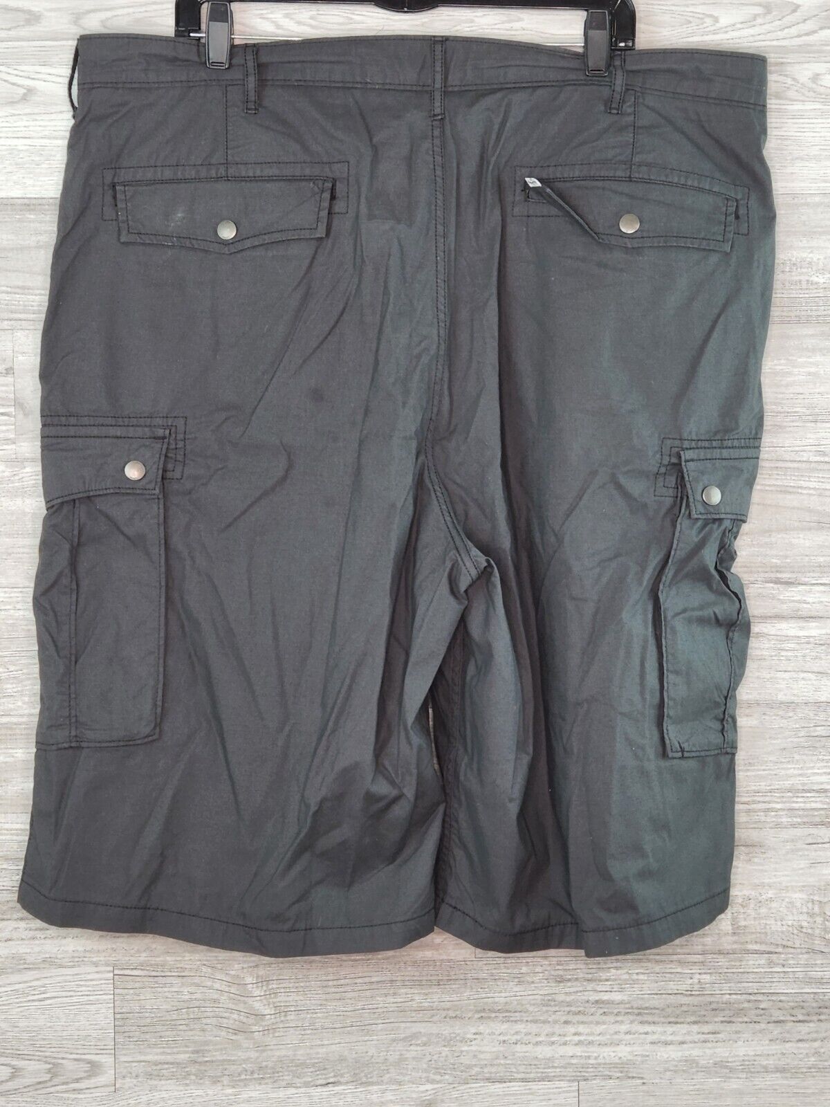 Levi Strauss & Co Two Horse Brand Men's Preloved 13in Dark Gray Cargo Shorts Size 40