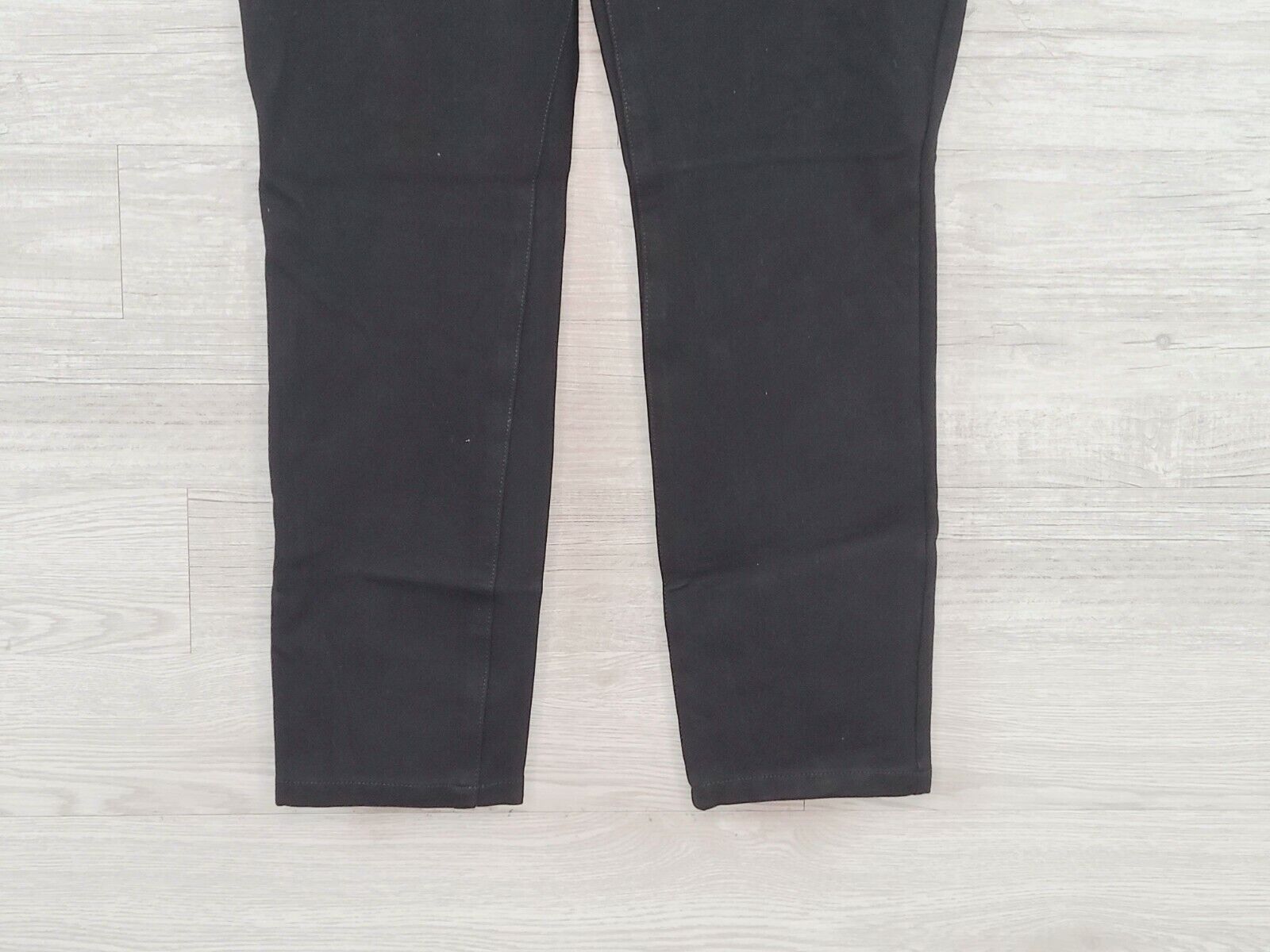 Tommy Hilfiger Women's Black Tribeca Skinny Leg Stretch Pants Size 10