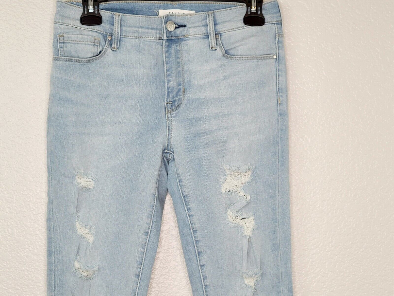 PacSun L.A. Women's Light Blue Perfect Fit Distressed Jegging Size 26