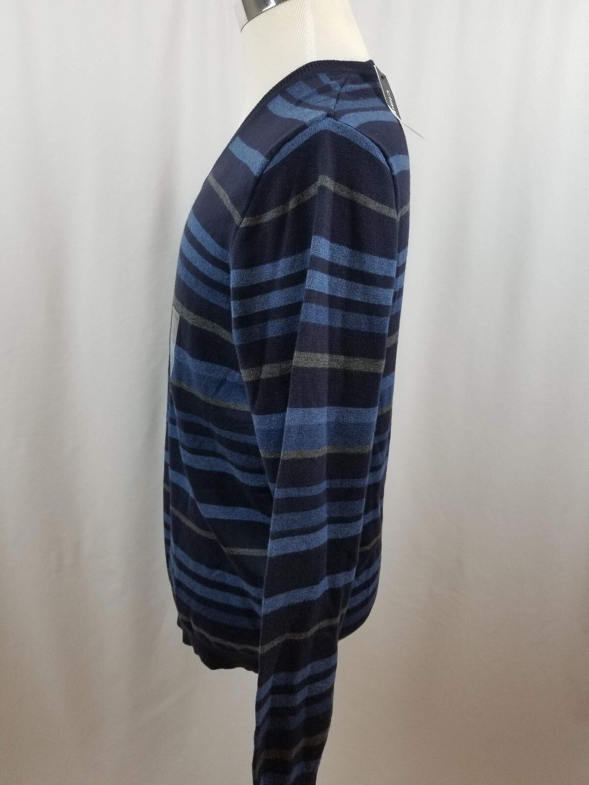 Claiborne Men's Long Sleeve V-Neck Sweater Blue Stripes Size Small