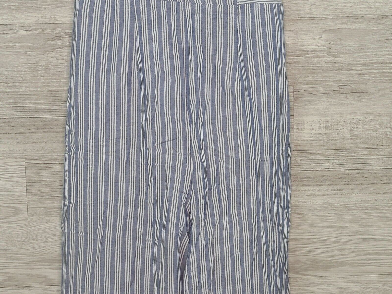 Dex Women's Blue & White Striped Cropped Wide Leg Smocked Jumpsuit Size Small