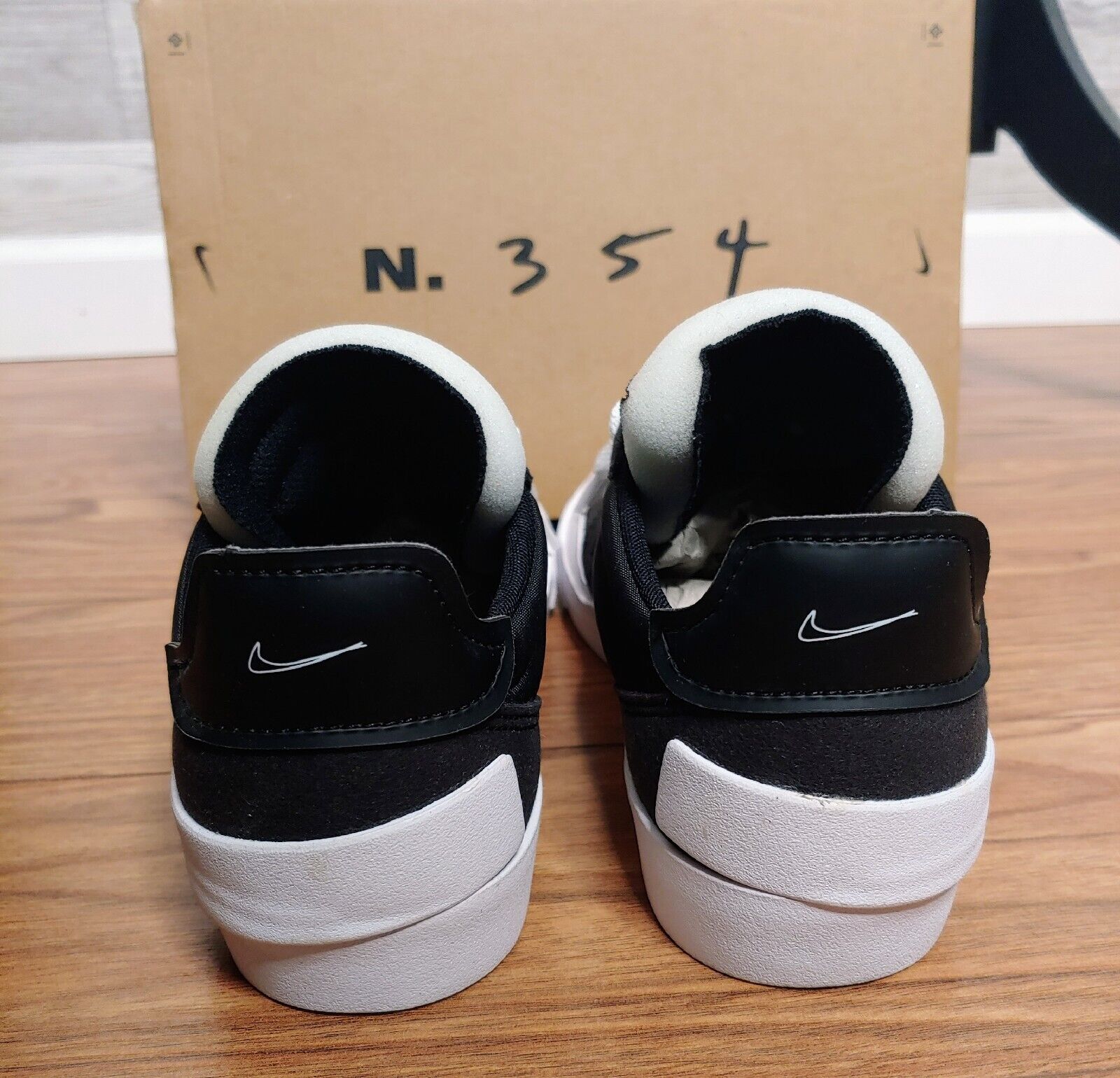 NIKE Drop Type HBR Shoes Black White CQ0989-002 Unisex Casual NIB Size 6 M / 7.5 W