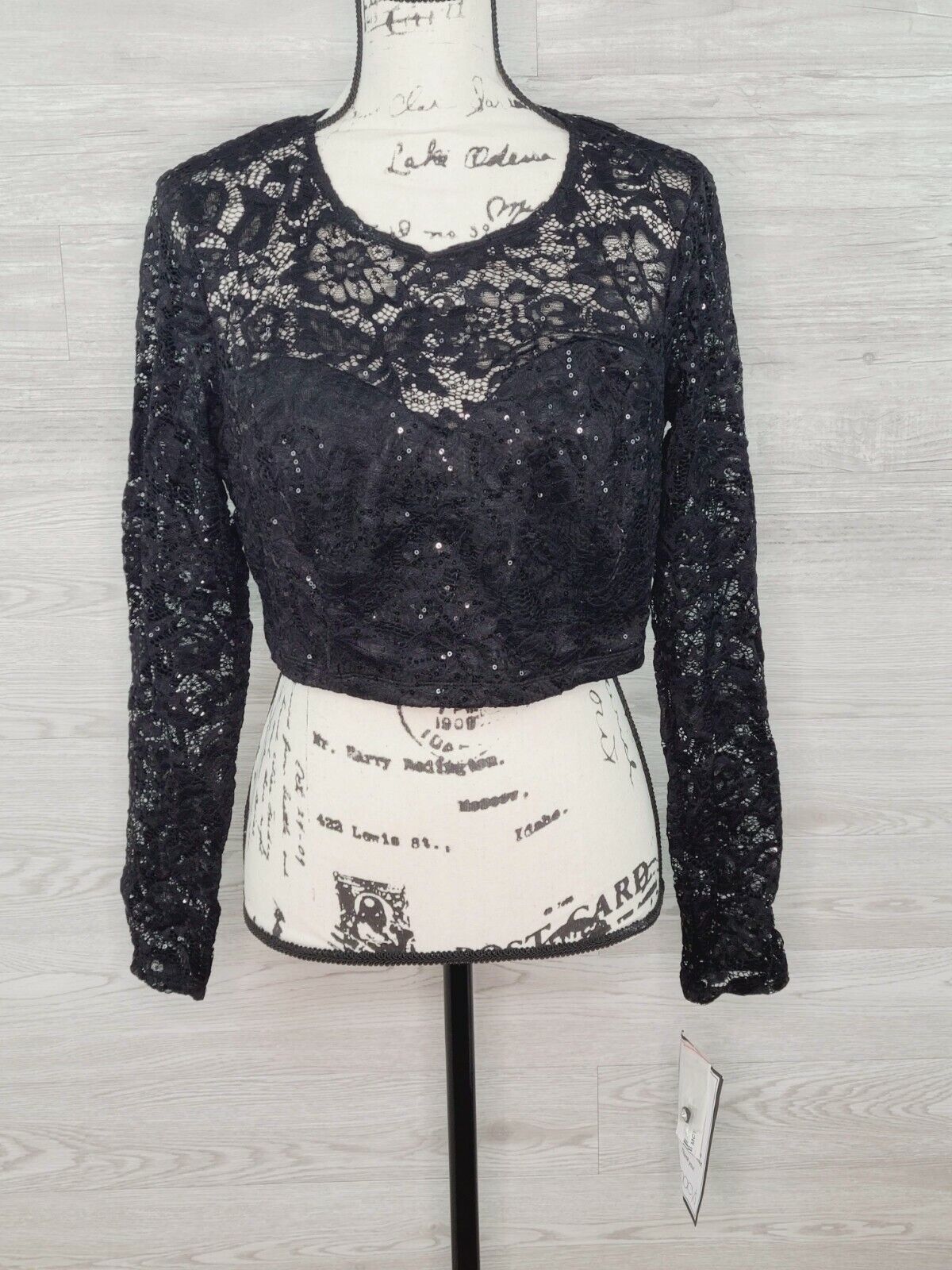 B Darlin Women's Black Trendy Plus Sequined Lace Long Sleeve Top Size 14