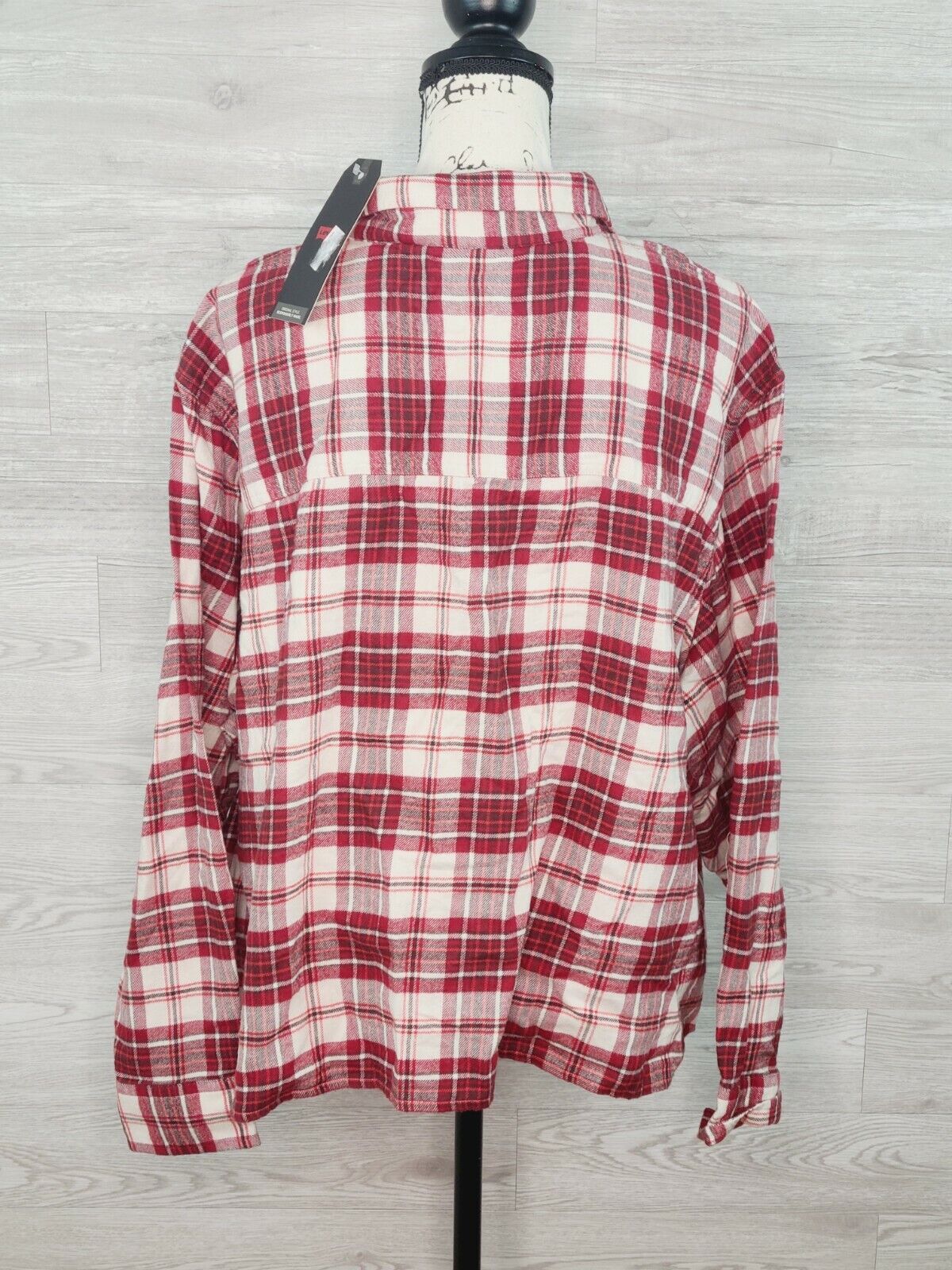 Levi's Women's Maple Cotton Plaid Red Long Sleeve Flannel Shirt Size 2XL