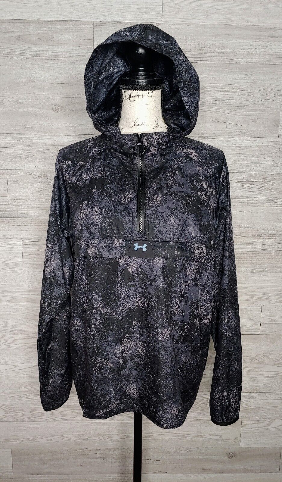 Under Armour Storm Women's Preloved 1/4 Zip Black & Grey Windbreaker Rain Jacket Size Small