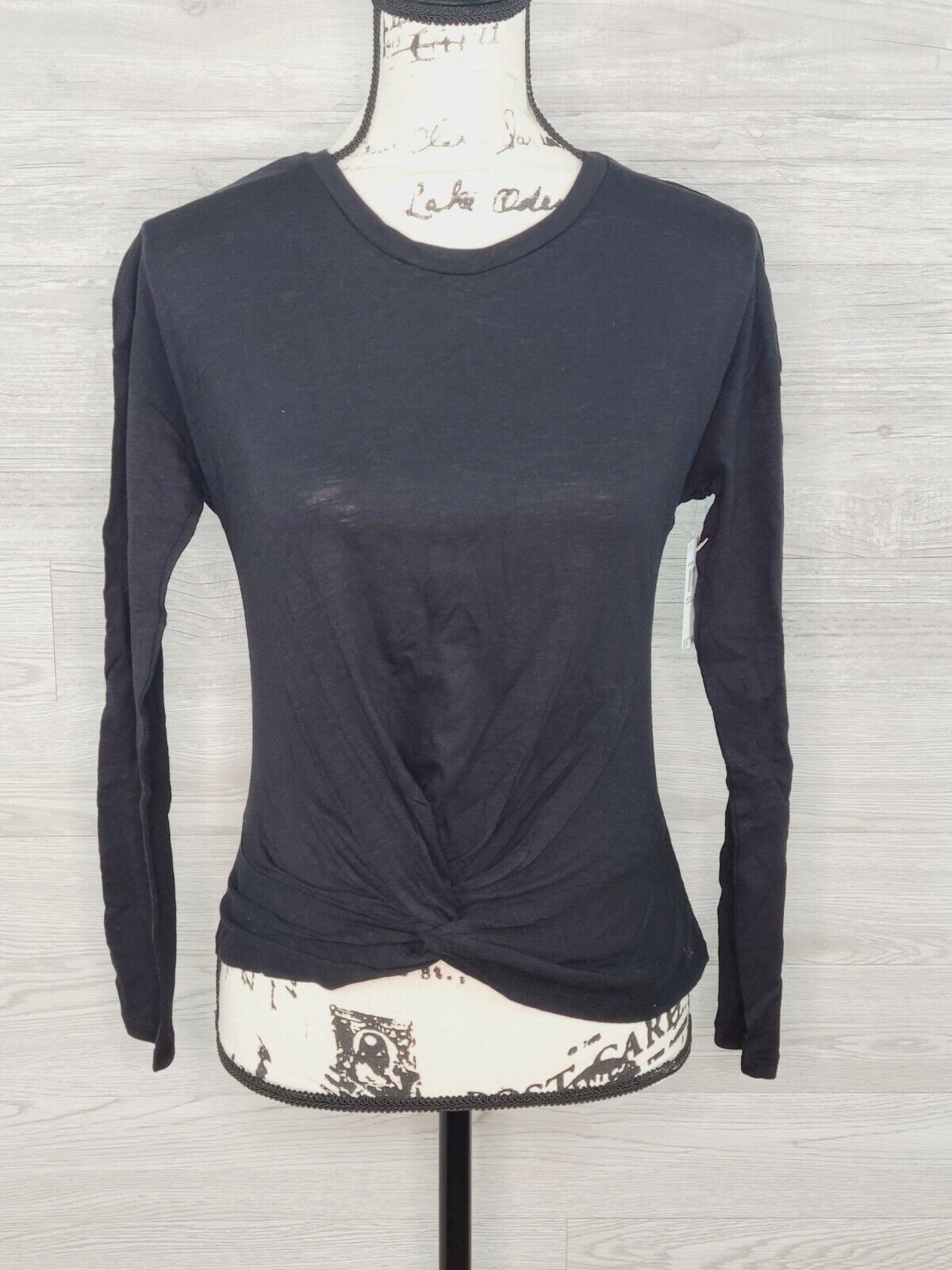 Numero Women's Black Casual Long Sleeve Twist-Front Top Shirt Size Small