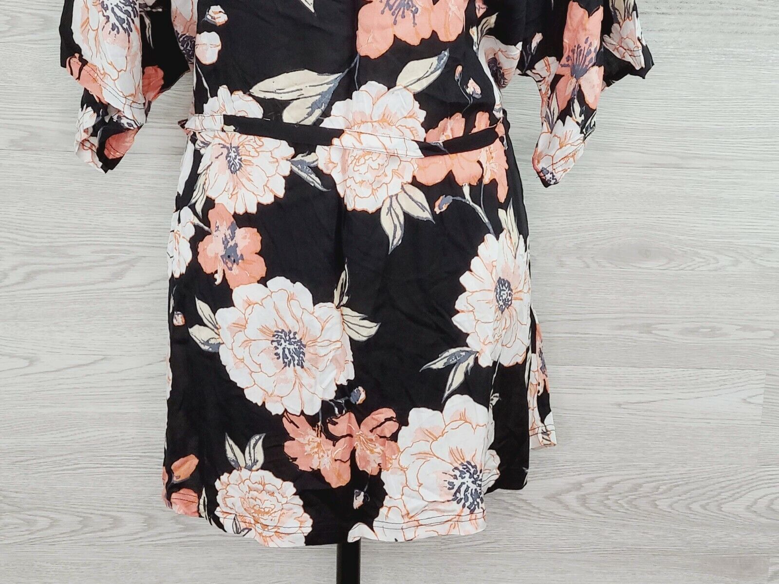 Roxy Women's Loia Bay Black and Orange Short Sleeve Floral Dress Size Small